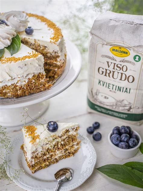 Pyragų su viso grūdo miltais nuotraukų galerija