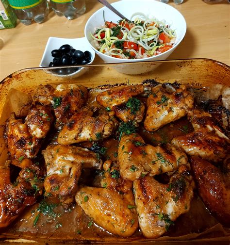 Aštrūs sparneliai su paprika ir garstyčiomis