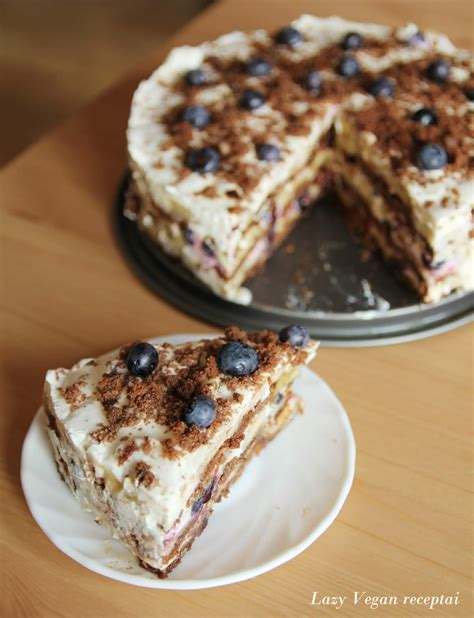 Meduolių tortas su bananais ir maskarponės kremu