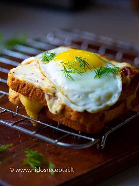 Karštas sumuštinis Croque Madame