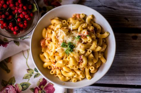 Įvairūs makaronų patiekalai