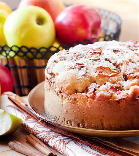 Įvairūs obuolių desertai