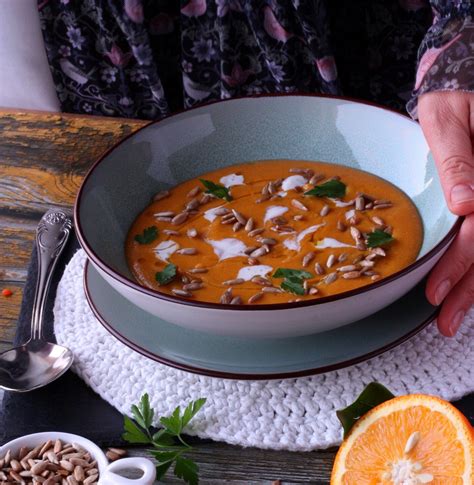 Ingredientai kreminės morkų sriubos gamybai