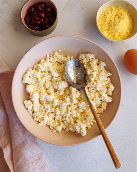 Varškėčių su kukurūzų miltais paruošimo schema