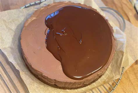 Tortas kepimo vandens vonelėje