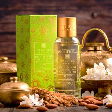 Universalus aromatingas aliejus su įvairiomis žolelėmis