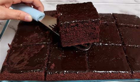 paruoštas šokoladinis pyragas