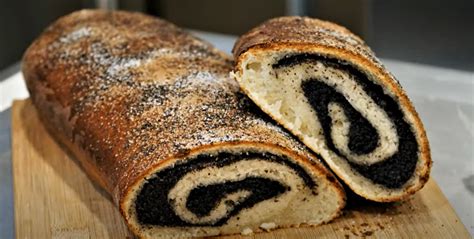 Ingredientai aguonų pyragui