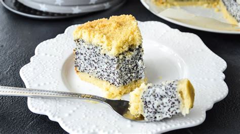 Mielinio aguonų pyrago paruošimas